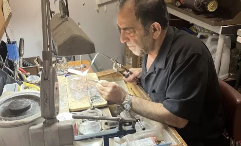 Design Jewelry business photo