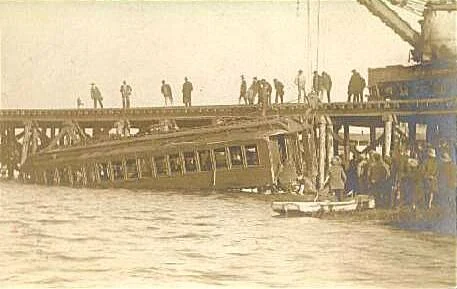 1906AtlanticCityTrainWreck