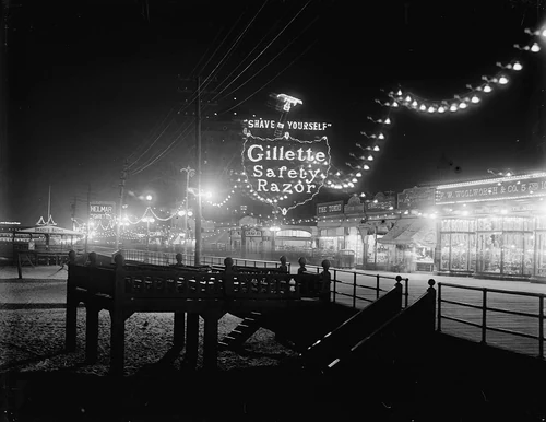 Boardwalk at night, Atlantic City, N.J., between 1900 and 1915